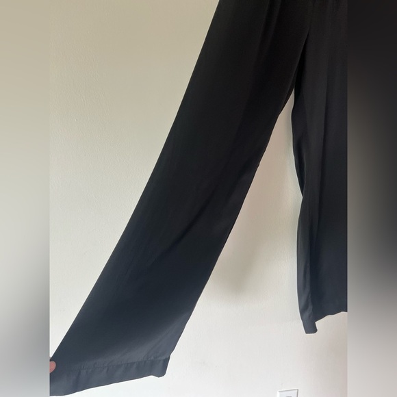 Sleeper Black Silk Satin Long Sleeve Top & Pull-On Pants Pajama Set Size Small - Picture 4 of 12